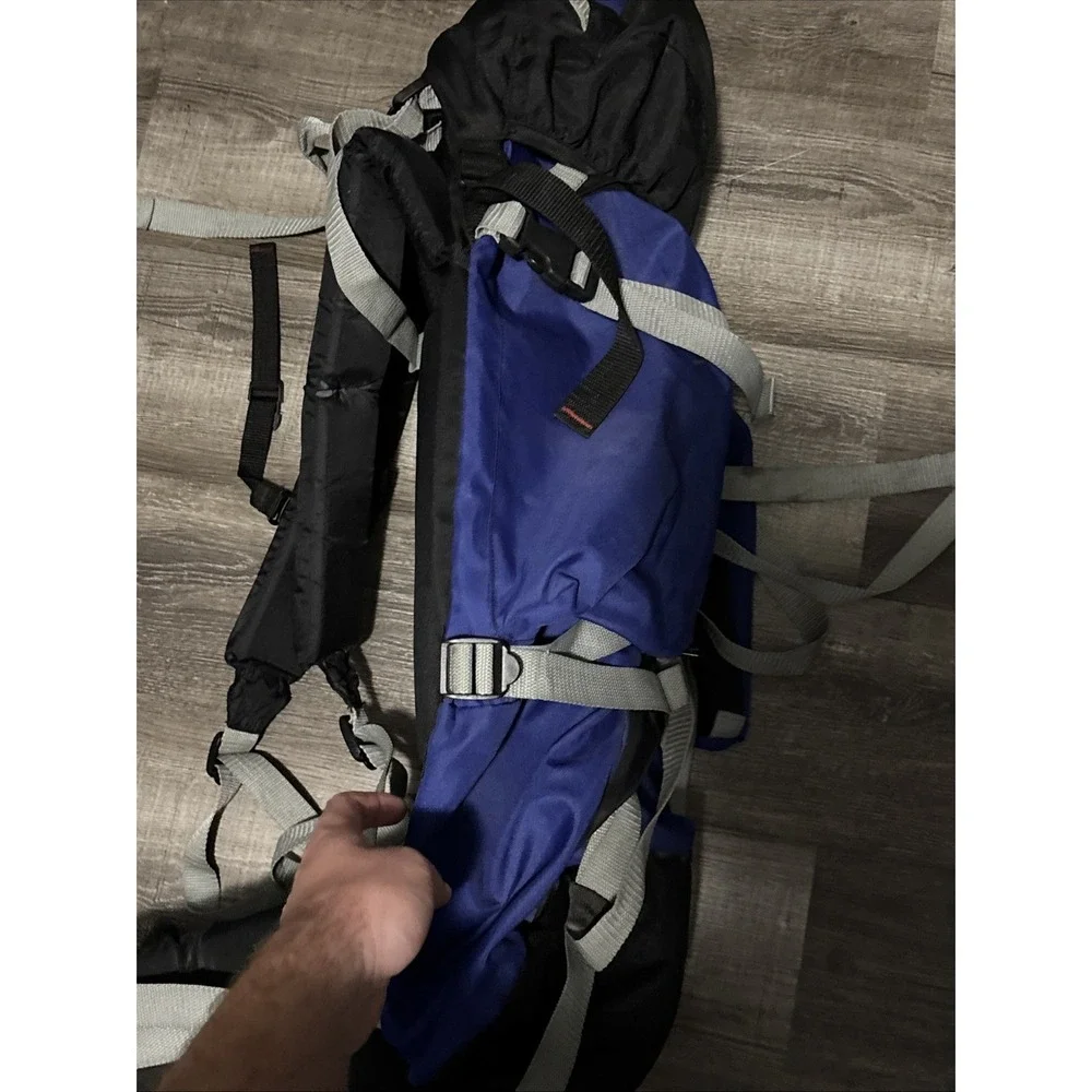Coleman Peak 1 Hiking Backpack Blue Black Large 19in Cushion Strap Camp Bag